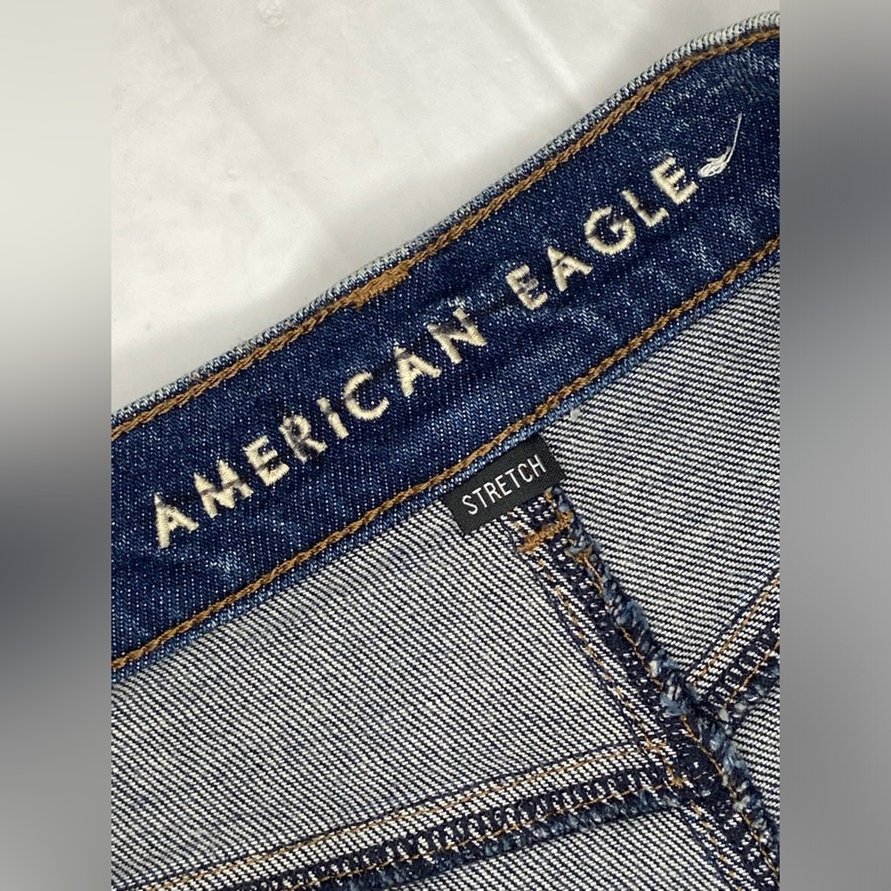 American Eagle Mom Short - Stretch - Picture 6 of 9
